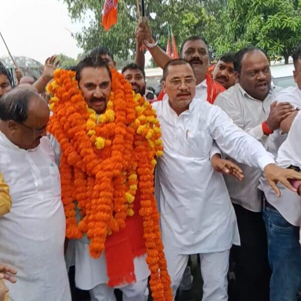 भाजपा के नवनियुक्त जिला प्रभारी नरेंद्र मणि त्रिपाठी का महराजगंज धरती पर भव्य स्वागत