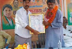 भाजपा किसान मोर्चा के नवनियुक्त जिलाध्यक्ष का नगर पंचायत अध्यक्ष ने किया जोरदार स्वागत